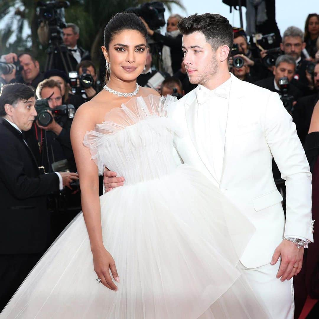 People Magazineさんのインスタグラム写真 - (People MagazineInstagram)「Glamorous in Cannes! 😍Priyanka Chopra and Nick Jonas looked absolutely amazing in every single one of their looks this weekend. ❤️| 📷: Gisela Schober/Getty, Dave Benett/Getty, Iconic/GC Images, CHRISTOPHE SIMON/AFP/Getty」5月22日 7時51分 - people