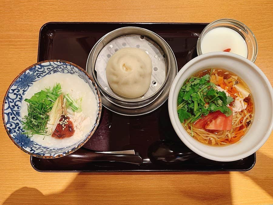 佐井祐里奈のグルメインスタ