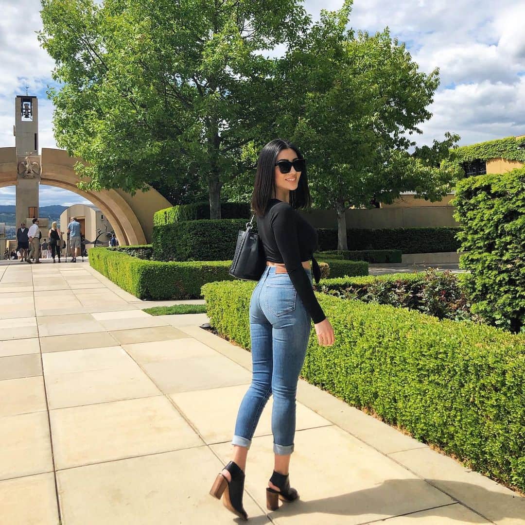 MayaTのインスタグラム：「🥰 #missionhillwinery #kelowna」