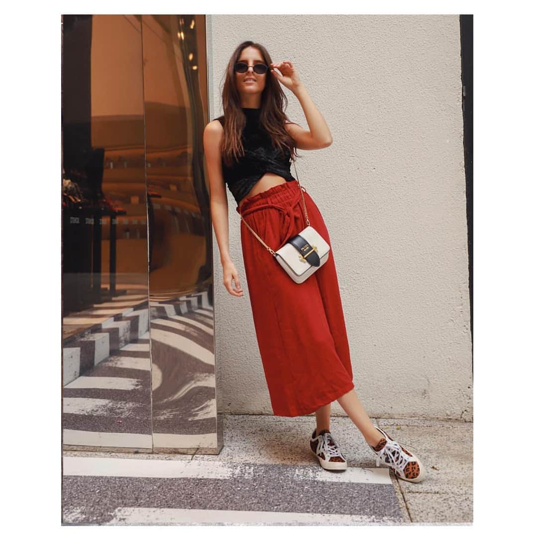のインスタグラム：「Wild details 🐯. #schutzfall」