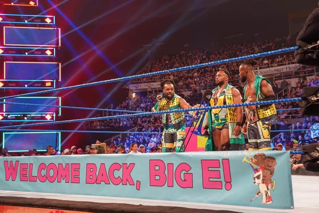 WWEさんのインスタグラム写真 - (WWEInstagram)「#TheNewDay is back at 100% as @wwebige returns to #SDLive!」5月22日 9時14分 - wwe