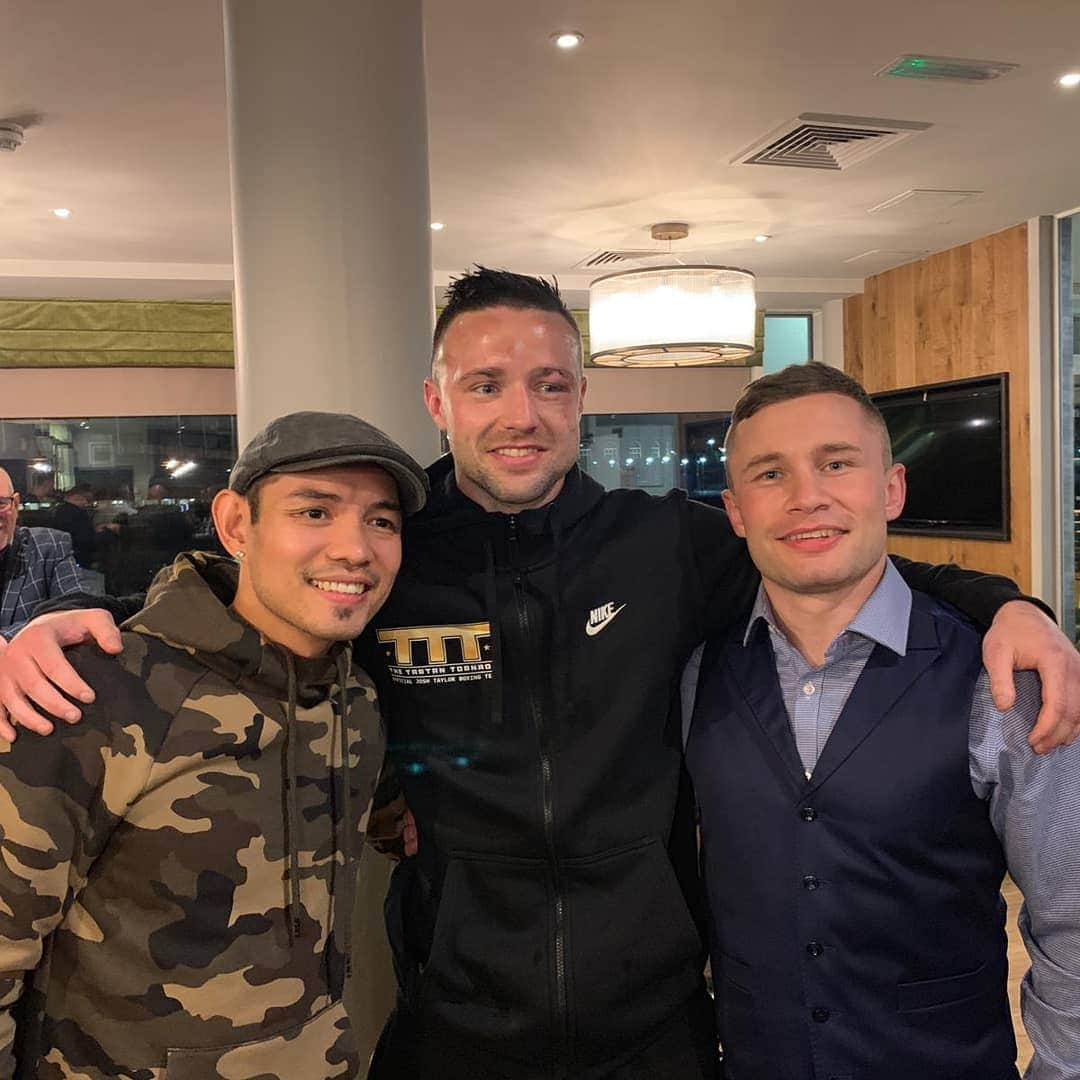 Noito Donaireさんのインスタグラム写真 - (Noito DonaireInstagram)「Walked over with @theframpton to congratulate @joshtaylorbox1 on his semi final win in the @wbsuperseries in Glasgow, Scotland this past weekend. . #boxing #boxer #gloves #worldchampion #wbss #ringstarsports #alitrophy #glasgow #scotland」5月22日 9時45分 - nonitodonaire