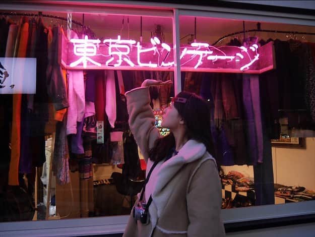鈴木美羽さんのインスタグラム写真 - (鈴木美羽Instagram)「コートの時期の写真。載せてないこと気がついた🚶‍♀️」5月22日 21時42分 - suzukimiu_0414