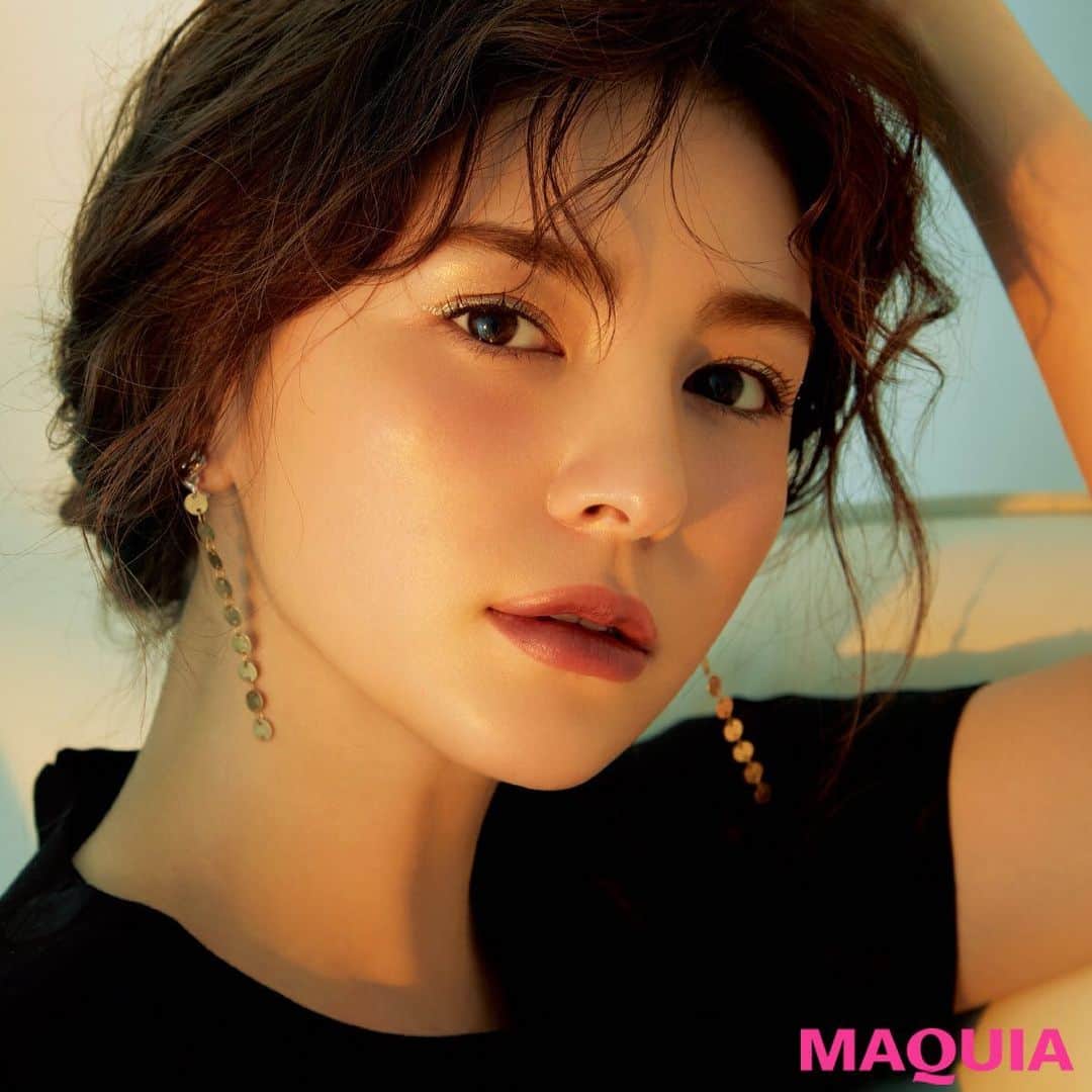 のインスタグラム：「@maquia.magazine 🏜」
