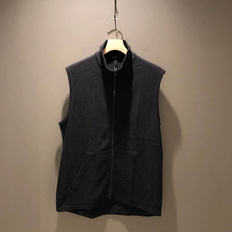 BEAMS JAPANさんのインスタグラム写真 - (BEAMS JAPANInstagram)「＜COMOLI＞ Mens Silk Nep Jersey Vest BEAMS JAPAN 2F @beams_japan #comoli #beams #beamsjapan #beamsjapan2nd Instagram for New Arrivals Blog for Recommended Items #japan #tokyo #shinjuku #fashion #mensfashion #womensfashion #日本 #東京 #新宿 #ファッション#メンズファッション #ウィメンズファッション #ビームス #ビームスジャパン」5月22日 20時31分 - beams_japan