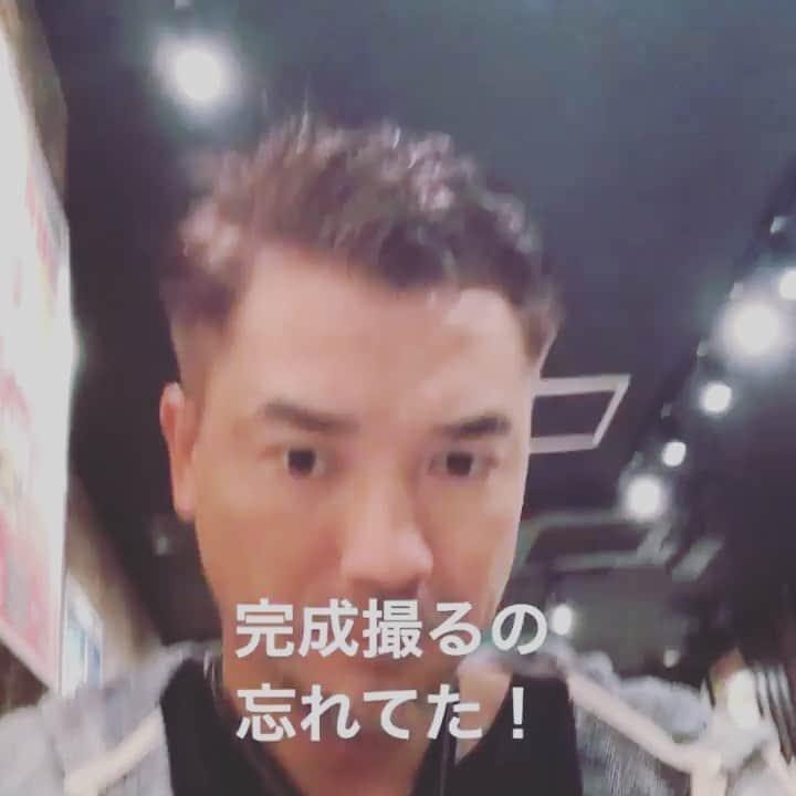 のインスタグラム：「本日月一のカットの日#ショートヘアー #カット #beautrium」