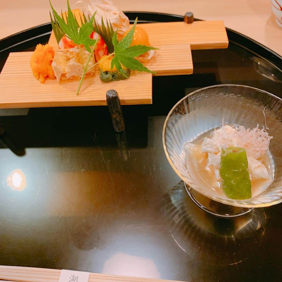 荒木宏文さんのインスタグラム写真 - (荒木宏文Instagram)「東京の母、俳優荒木宏文の母と食事。 久しぶりにゆっくり話した。 楽しかったぁ♪ #ワタナベエンターテインメント #社長」5月22日 21時13分 - araki_hiro0614