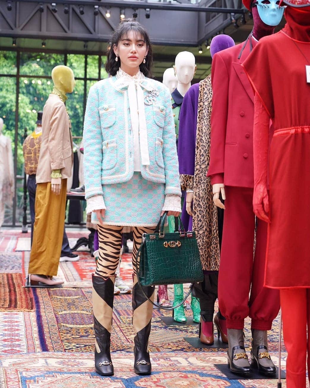 マイ・ダーウィカーさんのインスタグラム写真 - (マイ・ダーウィカーInstagram)「#Gucci #GucciFW19 💕」5月22日 21時11分 - davikah