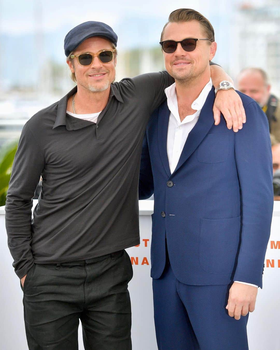 Just Jaredさんのインスタグラム写真 - (Just JaredInstagram)「Brad Pitt, Leonardo DiCaprio, @margotrobbie and director Quentin Tarantino at the @festivaldecannes photo call of @onceinhollywood! Tap photo in link in bio for more! #BradPitt #LeonardoDiCaprio #Cannes2019 Photos: @gettyimages」5月22日 21時19分 - justjared