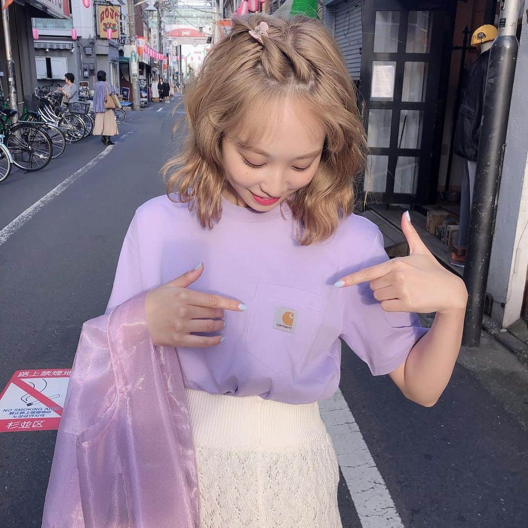 よねいはるかさんのインスタグラム写真 - (よねいはるかInstagram)「🎀🍧💞🍇👚 りょーさんからお誕生日プレゼントで頂いたTシャツ着た〜 かわい〜ありがとうございます！そして私の好みの色を、、泣」5月22日 21時25分 - rabbit____2