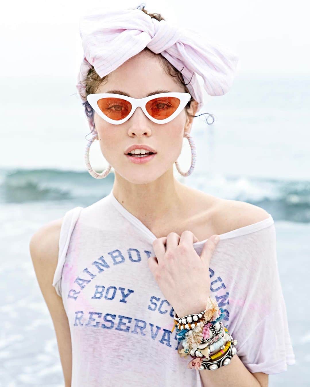 ダニジョーのインスタグラム：「Who’s craving summer? ☀️Our Memorial Day #sale starts NOW • Use code MDW30 for 30% off select styles 🌊 shop the edit at the link in our bio」
