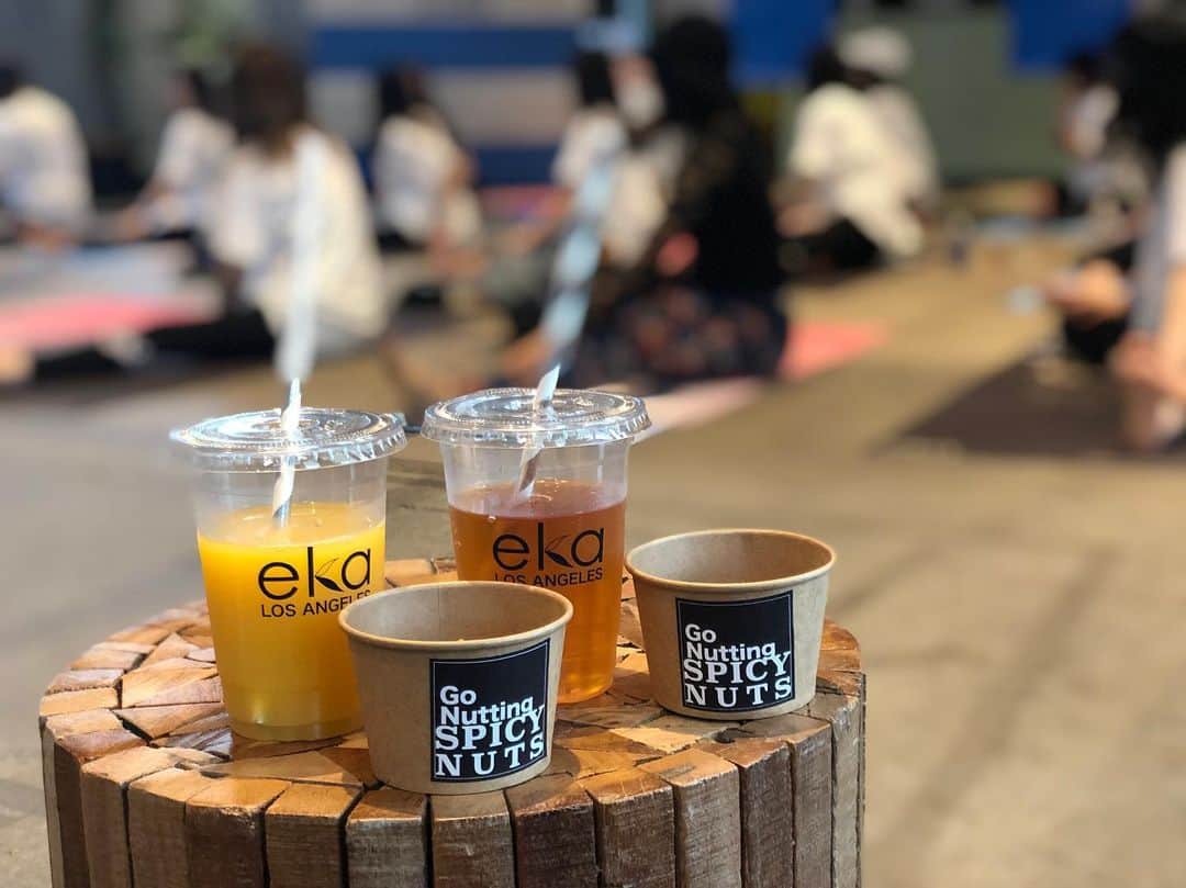 加田穂乃華のインスタグラム：「ヨガウェアの展示会へ🧘‍♀️💗 #ekalosangeles #yoga #yogawear #ヨガ #展示会」