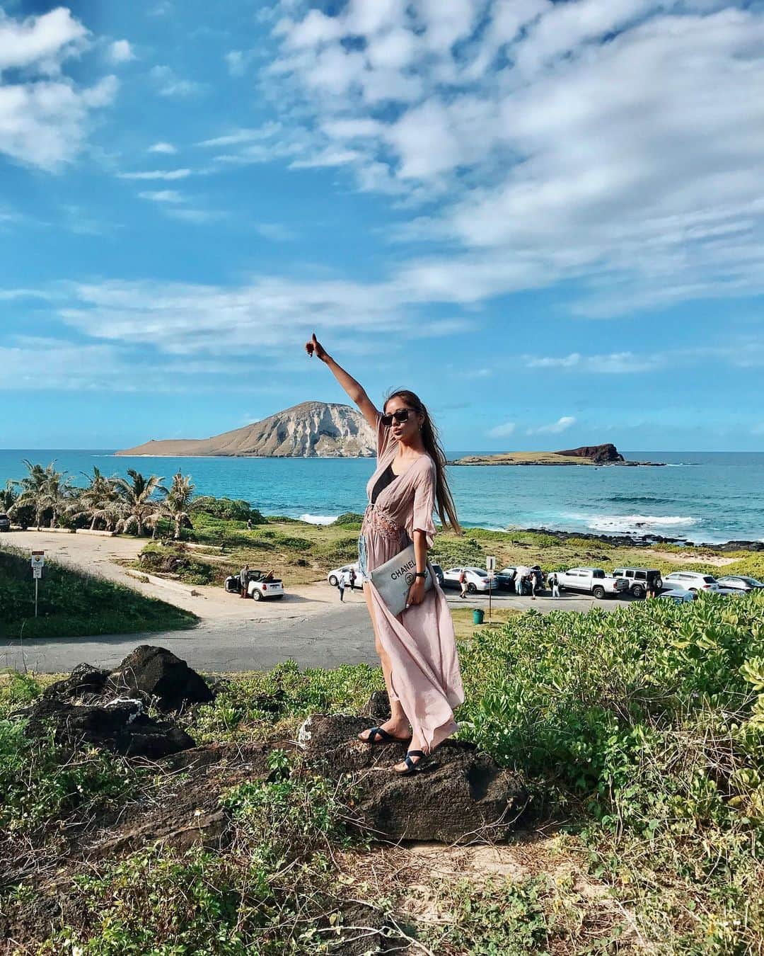 宮崎沙矢加さんのインスタグラム写真 - (宮崎沙矢加Instagram)「It's a pretty cool place🌴🌴🌴🌞💕🤙🏽I just like around here so much💗This view makes me so happy. . . . #hawaii #oahu #ootd #honolulu #waikiki #hi #makapuu #picoftheday #beach #pic」5月22日 14時02分 - sarah___audrey