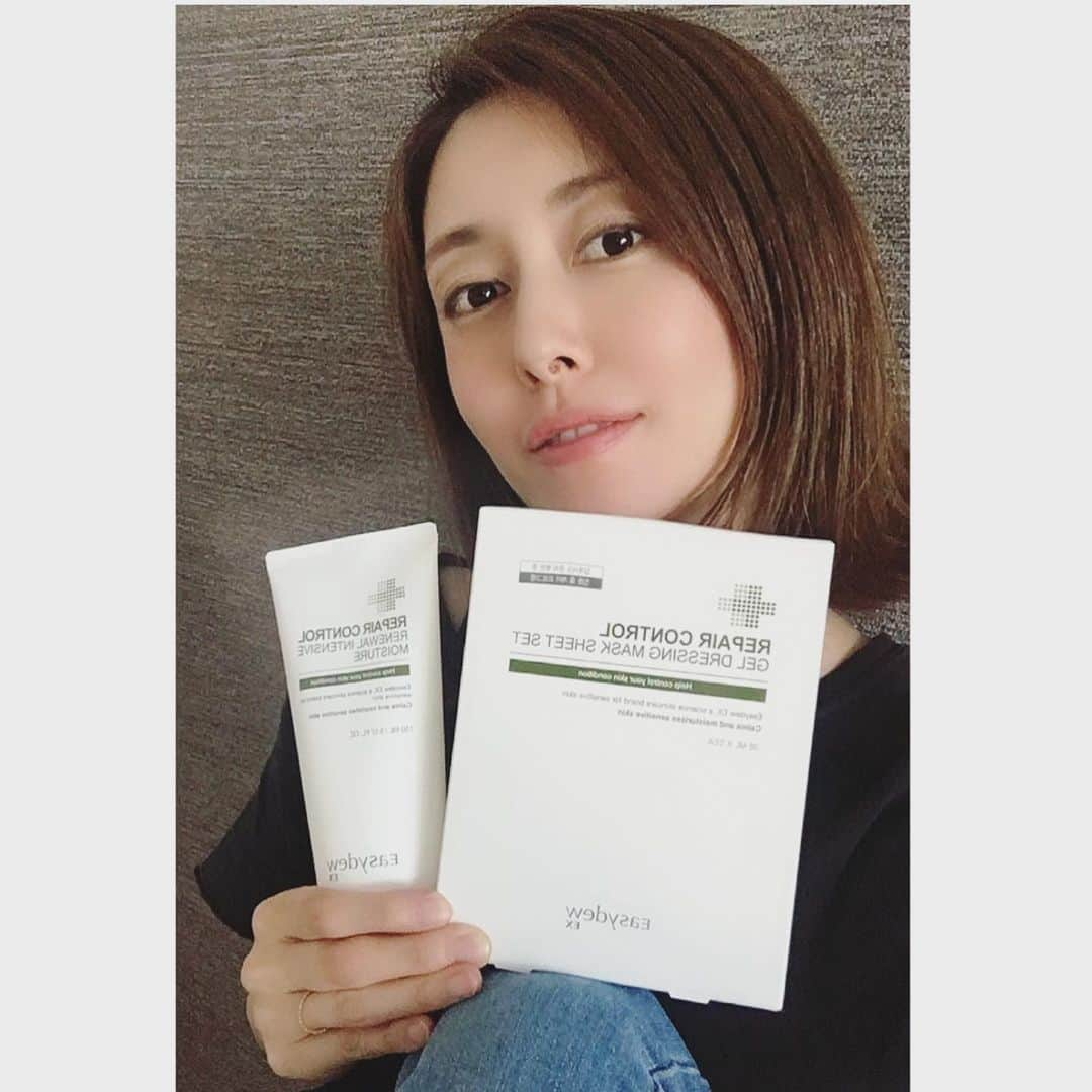 高木りなさんのインスタグラム写真 - (高木りなInstagram)「3月から使い始めたeasydewのモイスチャー🌿✨お肌の調子が良いのでまたまた購入しちゃいました💕ビッグサイズなので3ヶ月も持ちました🙌🏻 他のも購入したのでまた紹介しますね。 ただ今、キャンペーン中みたいです。詳しくこちらをご覧ください💗 https://ameblo.jp/chungdamhinclinic/ . . #hinブログキャンペーン　#easydew #easydewex #イージーデュー #イージーデューイーエックス #チョンダム品美容クリニック #品美容クリニック #韓国コスメ #メディカルコスメ #skincare #beauty #이지듀 #피부과추천 #화장품」5月22日 14時15分 - rinasvoyage