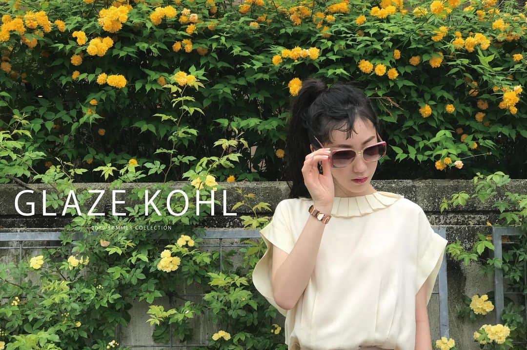 NUTTY Vintage&Collectibleさんのインスタグラム写真 - (NUTTY Vintage&CollectibleInstagram)「GLAZE KOHLより新ビジュアルの公開です＊ - ▶︎▶︎GLAZE KOHL 2019 SUMMER COLLECTION発売決定◀︎◀︎ 今年3月にVancouver Fashion Weekのショーでお披露目いたしましたGLAZE KOHL F/W COLLECTION発売に先駆け、6月上旬 -GLAZE KOHL 2019 SUMMER COLLECTION- を発売いたします。 ショーで登場したデザインをS/S仕様に落とし込んだタイムレスでシックなお洋服を皆様のクローゼットへお届けいたします。 詳細は随時お届け！▷▷@glazekohl - #glazekohl#vanfashionweek#VFW#vancouver#canada#osaka#japan#addvintage#vintage#fashion#style#styleyourstory#coordinate#fw#instafashion#ootd#designer」5月22日 14時31分 - nutty_vintage