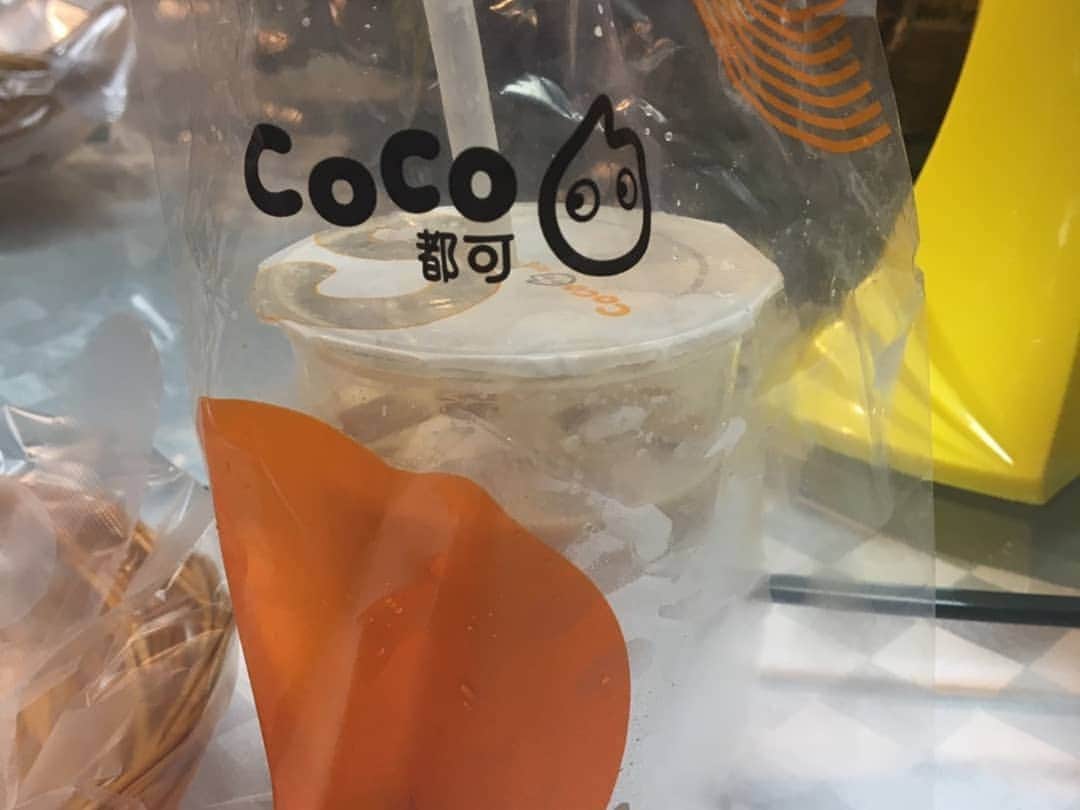 小見川千明さんのインスタグラム写真 - (小見川千明Instagram)「#coco のミルクティーも飲みました♡𖠚ᐝ . 『タピオカはいりません』と言うと驚かれました(　˙꒫˙　)！ . 濃くて美味しかったなぁー🌷.* . . #ミルクティー #上海」5月22日 14時42分 - chiaki_omigawa