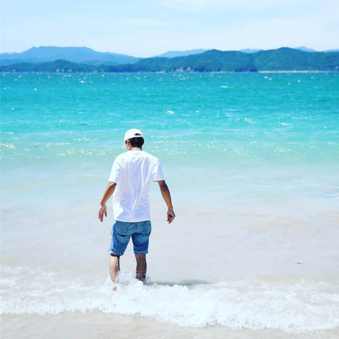 MASA（BRIDGET）さんのインスタグラム写真 - (MASA（BRIDGET）Instagram)「週末30度超えらしいよ🌴海行きたい。 夏が近づくと地元に帰りたくなるなー  #bridgetmasa #三重 #伊勢志摩 #鳥羽 #御座白浜 #海好き #夏生まれ」5月22日 15時46分 - bridget_masa