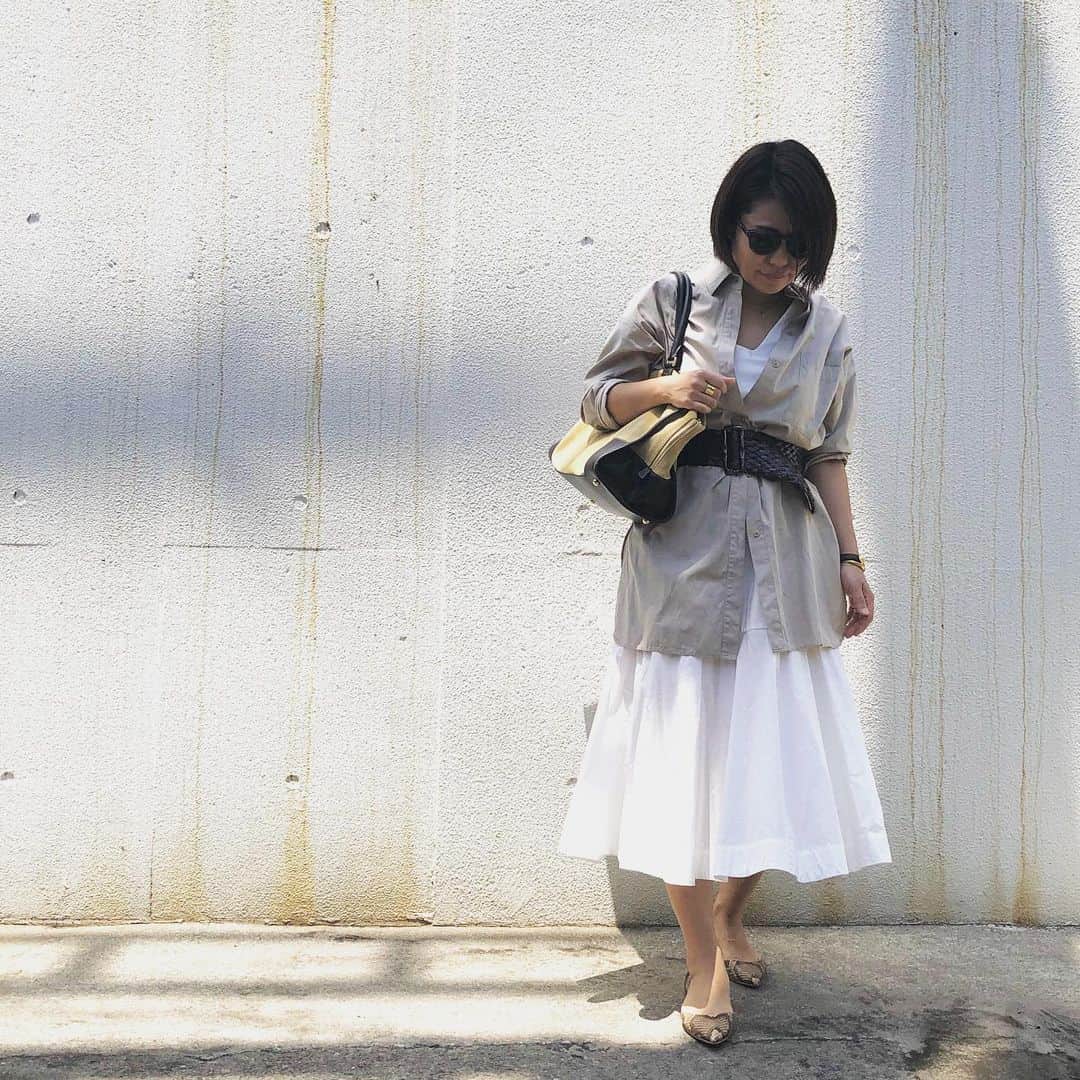望月律子さんのインスタグラム写真 - (望月律子Instagram)「断捨離で見つけた太ベルト☺︎❤︎ いつの時かに買った太ベルトを断捨離で発見。また使えるな☺︎ #眠っていたベルト #まだまだ使える」5月22日 16時38分 - ritsukomochizuki