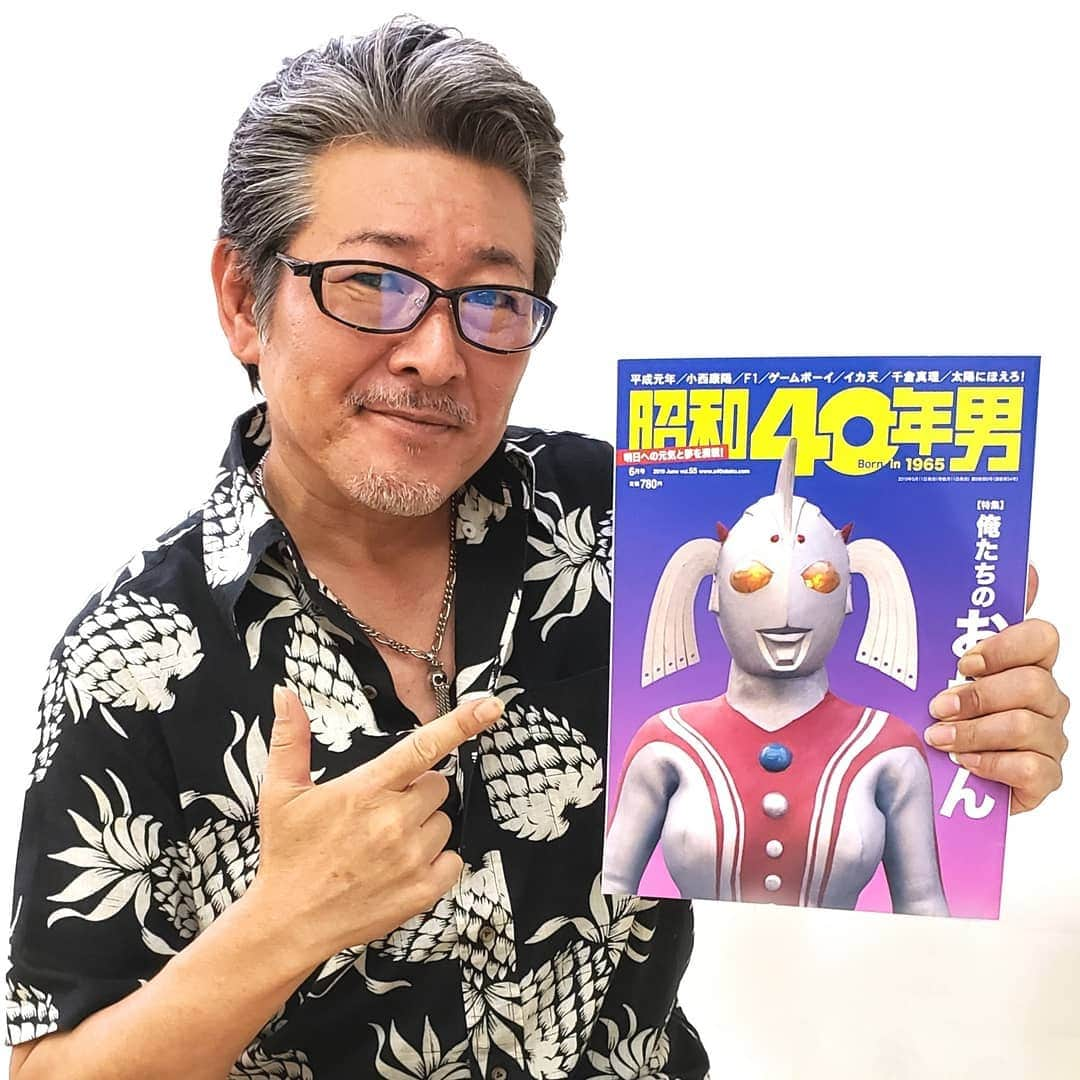 布川敏和さんのインスタグラム写真 - (布川敏和Instagram)「ブラッド･ピット も レオナルド･ディカプリオも, リーゼントに 口顎髭～！ . #布川敏和」5月22日 17時07分 - fukawatoshikazu