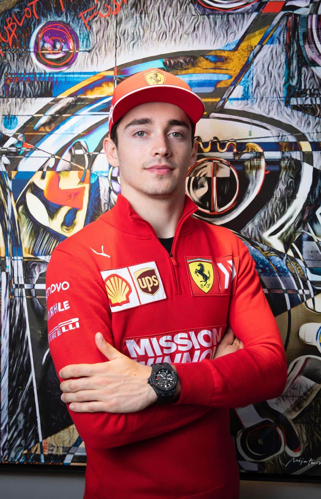 のインスタグラム：「New boutique opening in #Monaco on the prestigious Place du Casino, in the presence of @ScuderiaFerrari driver @charles_leclerc and #PieroFerrari. Wishing all the best to the #ScuderiaFerrari team for the #MonacoGP. #HublotMonaco #Charles16 #charlesleclerc #SF90 #essereferrari @hublot_monaco」