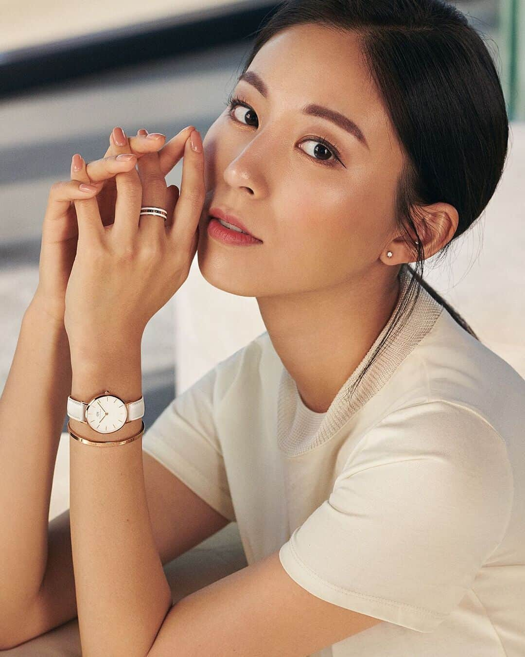 ダニエルウェリントンさんのインスタグラム写真 - (ダニエルウェリントンInstagram)「Beautiful @wanna._b wearing our new Classic Ring in satin white. Go to the link in profile to shop our new Classic Ring collection. #DWcompletethelook #DanielWellington」5月22日 17時10分 - danielwellington