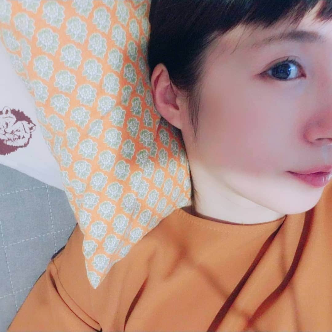のインスタグラム：「ヤマトの集荷を待っている。」
