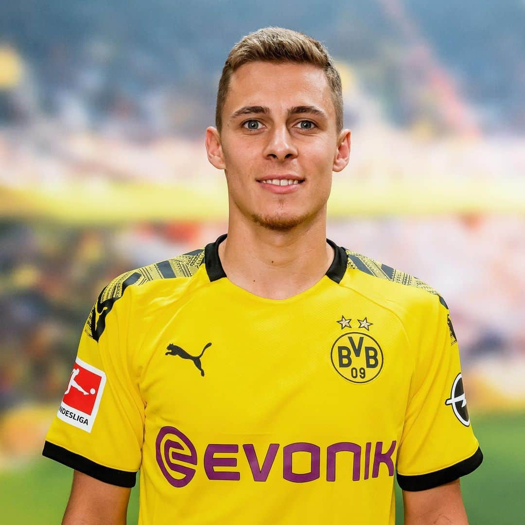 ボルシア・ドルトムントさんのインスタグラム写真 - (ボルシア・ドルトムントInstagram)「👋 Welcome, @thorgan10! #Hazard2024 #bvb #borussiadortmund #dortmund #thorganhazard #bundesliga」5月22日 18時01分 - bvb09