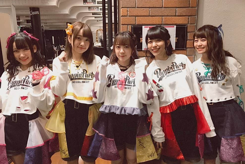 愛美さんのインスタグラム写真 - (愛美Instagram)「. Poppin'Party×SILENT SIREN対バンライブ@メットライフドーム . . 「NO GIRL NO CRY」ご来場ありがとうございました！✨ . . 夢のようなステージはあっという間に終わってしまいましたが、素敵な想い出ばかりです！✨ . . 素敵な衣装作っていただきました！👏✨ . . #bangdream #poppinparty #silentsiren #NGNC」5月22日 18時48分 - aimin_official