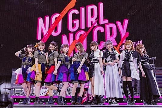 のインスタグラム：「. Poppin'Party×SILENT SIREN対バンライブ@メットライフドーム . . 「NO GIRL NO CRY」ご来場ありがとうございました！✨ . . 夢のようなステージはあっという間に終わってしまいましたが、素敵な想い出ばかりです！✨ . . 素敵な衣装作っていただきました！👏✨ . . #bangdream #poppinparty #silentsiren #NGNC」