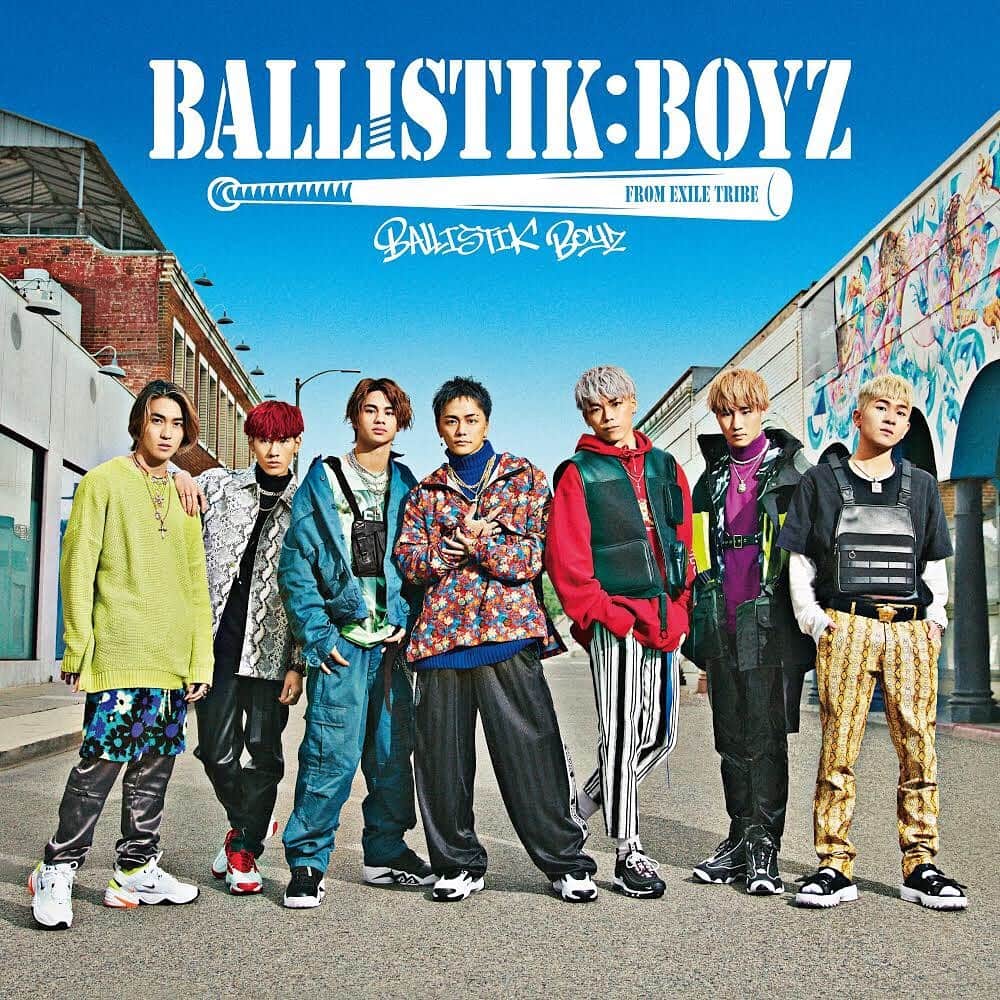 月刊EXILEさんのインスタグラム写真 - (月刊EXILEInstagram)「【BALLISTIK BOYZ】 本日発売‼️ BALLISTIK BOYZ from EXILE TRIBE デビューアルバム「BALLISTIK BOYZ」5/22(水)Release💿✨ ダンス、ボーカル、MCで構成される  メンバー7人全員がマイクを持つ EXILE TRIBE初の7マイク・フリースタイルグループBALLISTIK BOYZ from EXILE TRIBE  JACKET PHOTO & ARTIST PHOTOはロサンゼルスで撮影！ 楽曲制作にはEXILE SHOKICHI、P-CHO(DOBERMAN INFINITY)、JAY’EDも参加✨ 「NU WORLD」は武者修行からパフォーマンスし続けてきた、BALLISTIK BOYZの新しいスタイルで世界、未来を切り開いていくという“意気込み”を感じる楽曲🎼 いまはまだスタート地点だがココから頂点を目指しガムシャラに進んでいくという“決意表明”を込めた「NU WORLD」とともに、世界に向けて精力的に活動をしていきます‼️ ぜひ楽曲をチェックしてください✅ ◆◇◆◇◆◇◆◇◆◇◆◇◆◇◆◇◆◇◆◇◆◇◆◇◆ 現在発売中の『月刊EXILE 6月号』では、彼らにデビューへの意気込みや全曲紹介などたっぷりと語ってもらいました📖ぜひこちらもチェックしてください‼️ ◆◇◆◇◆◇◆◇◆◇◆◇◆◇◆◇◆◇◆◇◆◇◆◇◆ 【商品形態】 2019/5/22(水)Release!! BALLISTIK BOYZ from EXILE TRIBE  デビューアルバム「BALLISTIK BOYZ」 . . ◆CD＋DVD＋グッズ(フォトブック&トートバッグ) RZZD-86848/B ￥4,630(本体価格)+税 ※初回生産限定盤 . . ◆CD＋DVD RZCD-86849/B ￥3,241(本体価格)+税. . ◆CD ONLY  RZCD-86850 ￥1,852(本体価格)+税 . . 【収録内容】 ◆CD 1. テンハネ -1000%- ※白濱亜嵐主演フジテレビ系ドラマ「小説王」の主題歌 2. PASION ※白濱亜嵐主演フジテレビ系ドラマ「小説王」のエンディングテーマ 3. Make U a believer 4. Blast Off 5. BADDEST FIRE 6. NU WORLD 7. Crazy for your love ※全7曲収録、3形態共通. . ◆DVD 1. テンハネ -1000%- (Music Video) 2. PASION (Documentary Music Video) ※全2曲収録、CD＋DVD＋グッズ(フォトブック&トートバッグ)、CD+DVD 2形態共通. . －－－－－－－－－－－－－－－－－－－－－－－－－ー EXILE TRIBE mobile http://m.tribe-m.jp/」5月22日 19時02分 - exile_magazine