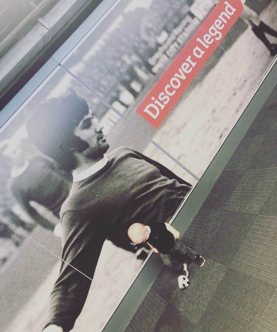 スティーヴン・デイヴィスのインスタグラム：「Learn from the Best son ⚽️」