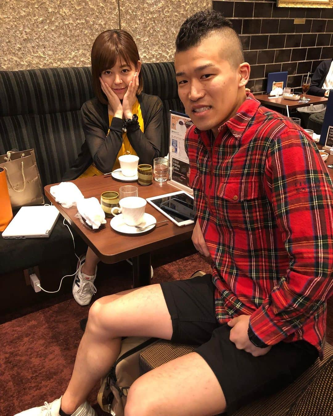 久下真以子さんのインスタグラム写真 - (久下真以子Instagram)「. . パラリンピアンをサポートする、心強い味方！ トレーナーのけいと @kur.conditioning に食事指導してもらった😎. . 色々見過ごしていることばかりで…ハッと気づかされることばかり。 私の場合は脂質コントロールだけでなく、 忙しさによる睡眠の質低下が鍵だとわかった。  いろんな情報に溢れているけれど、 自分の体がどんな状態か、しっかり向き合わないとな。  体づくりに興味のあるみなさんは 是非、けいとにＤＭ送ってみてね❣️」5月22日 19時04分 - kugemaiko