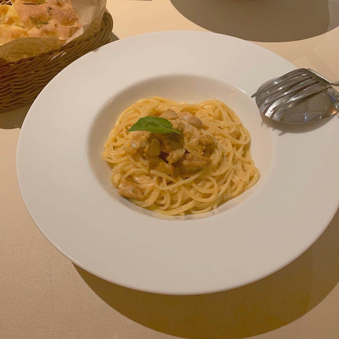 HISANAさんのインスタグラム写真 - (HISANAInstagram)「昨日は、撮影終わりに大好きなアランチーノのうにパスタ🍽💓 大阪でも食べられるなんて…🤤 . . 大阪での撮影って皆さん可愛くて面白くてノリよくて優しくて楽しすぎる🥺 . #arancino#dinner #pasta#osaka」5月22日 19時25分 - hisana22