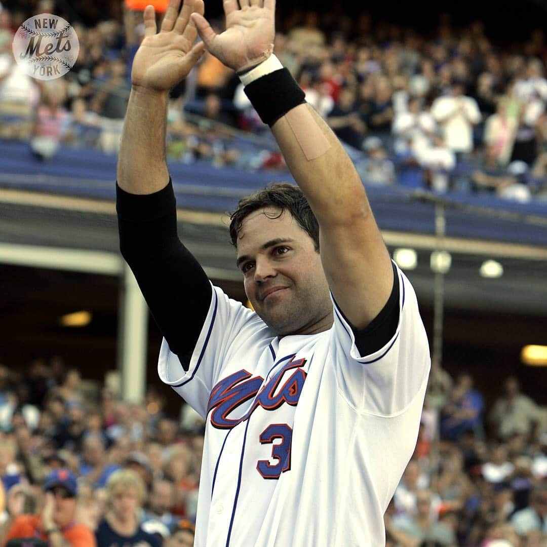 ニューヨーク・メッツさんのインスタグラム写真 - (ニューヨーク・メッツInstagram)「21 years ago today, we traded for Hall of Fame catcher @mikepiazza31. The rest is history. 🐐」5月23日 6時06分 - mets