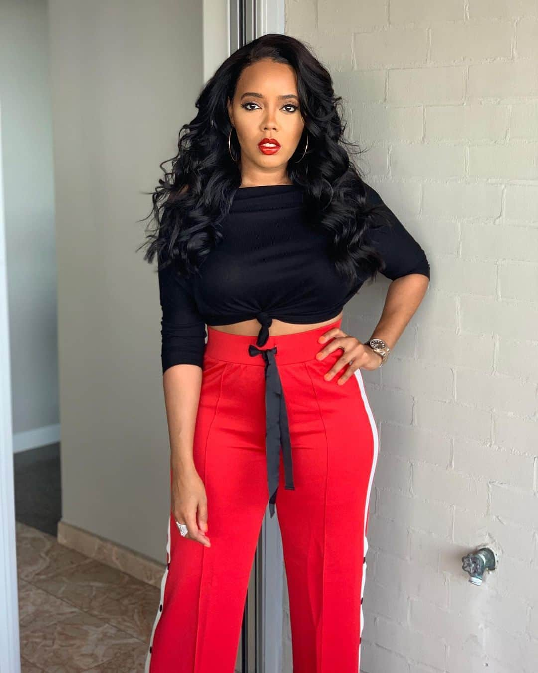 Angela Simmonsさんのインスタグラム写真 - (Angela SimmonsInstagram)「🎶I ain't got no free time🎶 @yummyextensions #yummygirl #yummyextensions」5月23日 6時34分 - angelasimmons