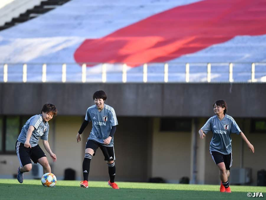 日本サッカー協会さんのインスタグラム写真 - (日本サッカー協会Instagram)「なでしこジャパン、女子ワールドカップに向けた国内合宿がスタート！ ・ ＜FIFA女子ワールドカップフランス2019＞ なでしこジャパン🇯🇵試合日程  6/10 25:00 vsアルゼンチン🇦🇷 6/14 22:00 vsスコットランド🏴󠁧󠁢󠁳󠁣󠁴󠁿 6/20 04:00 vsイングランド🏴󠁧󠁢󠁥󠁮󠁧󠁿 📺フジテレビ系列、NHK BS、J SPORTSで生中継！ ・ #nadeshiko #世界のなでしこ #なでしこジャパン#FIFAWWC」5月23日 6時58分 - japanfootballassociation