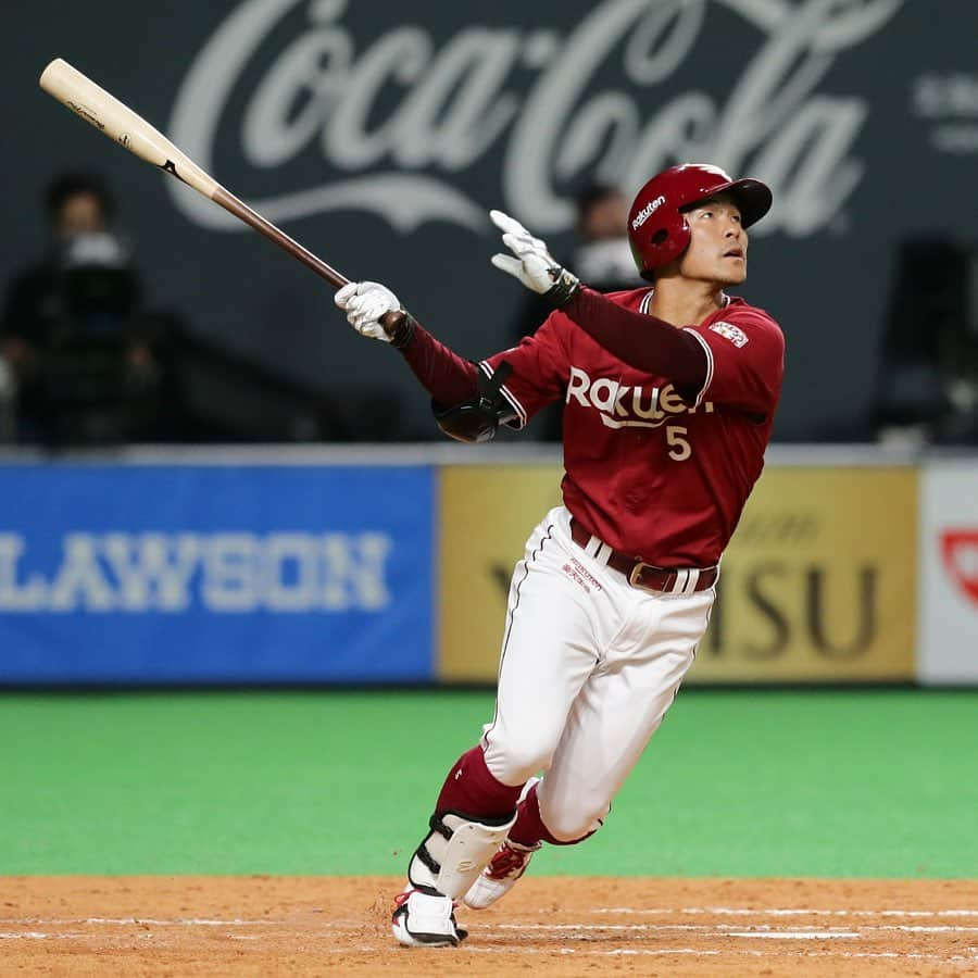 東北楽天ゴールデンイーグルスさんのインスタグラム写真 - (東北楽天ゴールデンイーグルスInstagram)「⚾️ ⚾️F 3-5 E⚾️ 接戦を制してイーグルス4連勝‼️ 2回にブラッシュ選手の13号2ランで先制💪🏼 同点の5回には茂木選手が決勝の勝ち越し5号ソロ‼️ そして先発の古川選手が5回3失点で今季初勝利✨ #rakuteneagles #RESTART #日本一の東北へ #茂木栄五郎 #古川侑利  #ブラッシュ」5月22日 22時12分 - rakuten_eagles