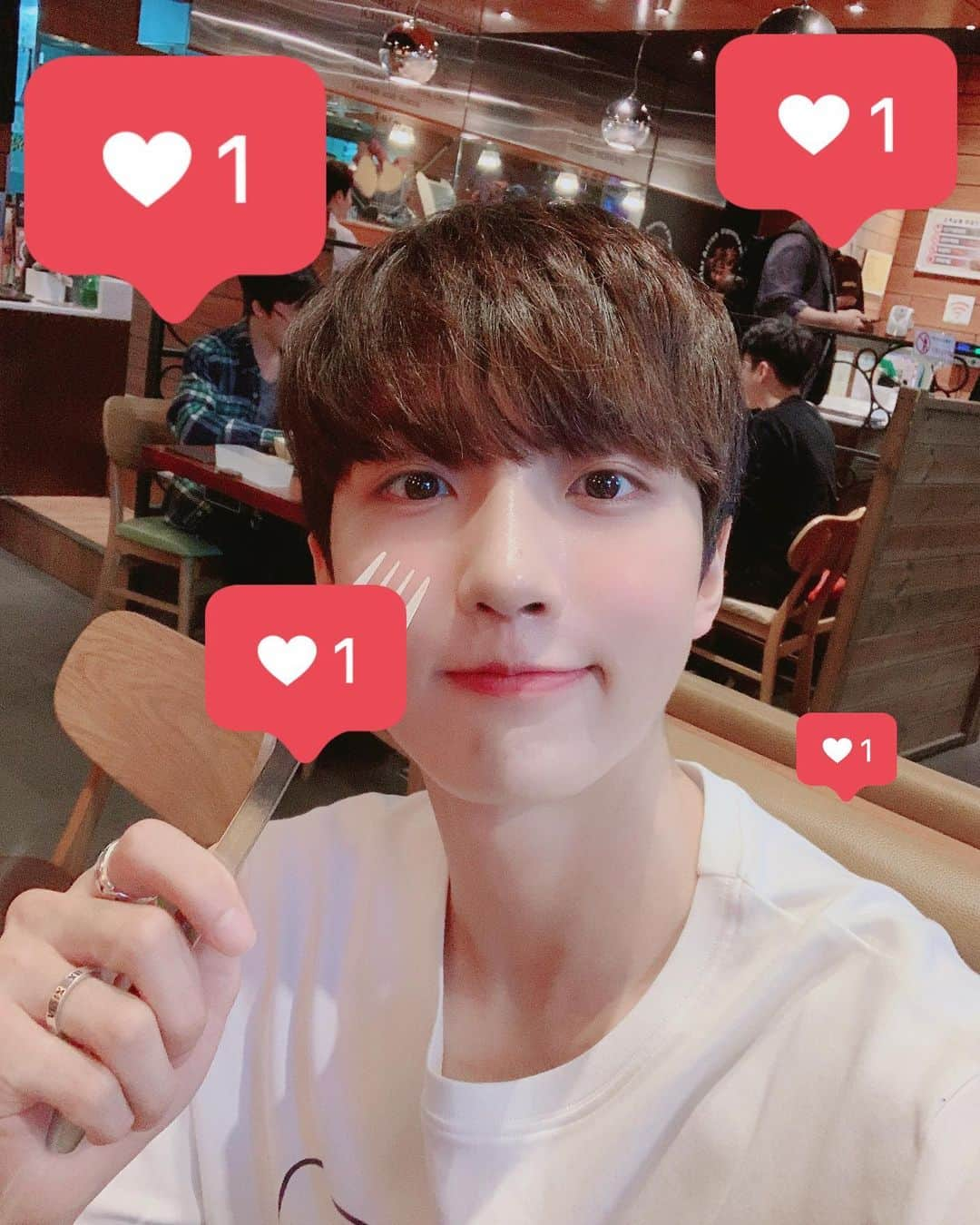 UP10TIONさんのインスタグラム写真 - (UP10TIONInstagram)「Dear #HONEY10 #UP10TION #KOGYEOL & #SUNYOUL will be doing Insta Live on Wed. 22th, 22:00M (PST), Thur. 23th, 14:00PM (KST)! Prepare a question you would like to ask them, and send a request to be in the live video :) See you soon HONEY10!」5月22日 22時17分 - u10t_official