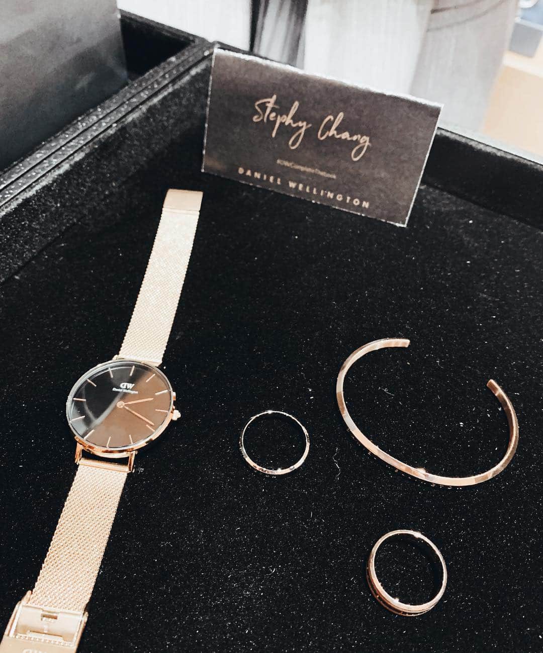 STEPHY YIWENさんのインスタグラム写真 - (STEPHY YIWENInstagram)「Honoured to be part of Daniel Wellington exclusive family and so glad to attend their launch event for the new Classic Ring Collection at Pavilion today! 🤗  The Classic Rings are designed for stacking and various combination with elegance on its own. Discover more right now at www.danielwellington.com, remember to check out with my code [Stephy55] for 15% off and free shipping on all orders! Or simply show this post to the friendly staff at their retail stores in Malaysia and Singapore to get 15% off too for one month validity! ❤️❤️ . #DanielWellington #DWcompletethelook #DWinMY #DWMalaysia」5月22日 22時46分 - stephyyiwen