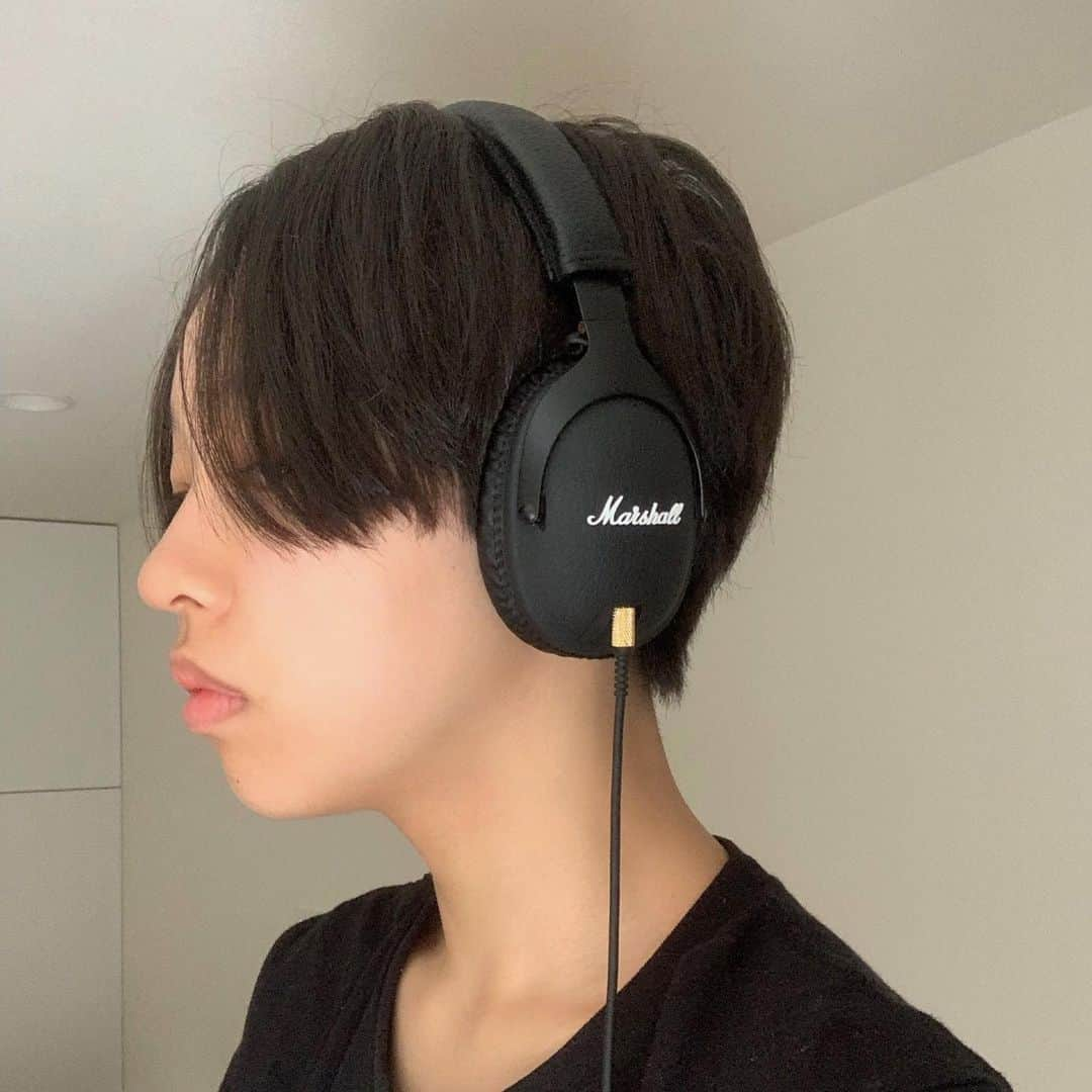 RINさんのインスタグラム写真 - (RINInstagram)「6/2 はみ出しフェスティボーにて オープニングDJするよ 🎧」5月22日 22時52分 - rin_leaders