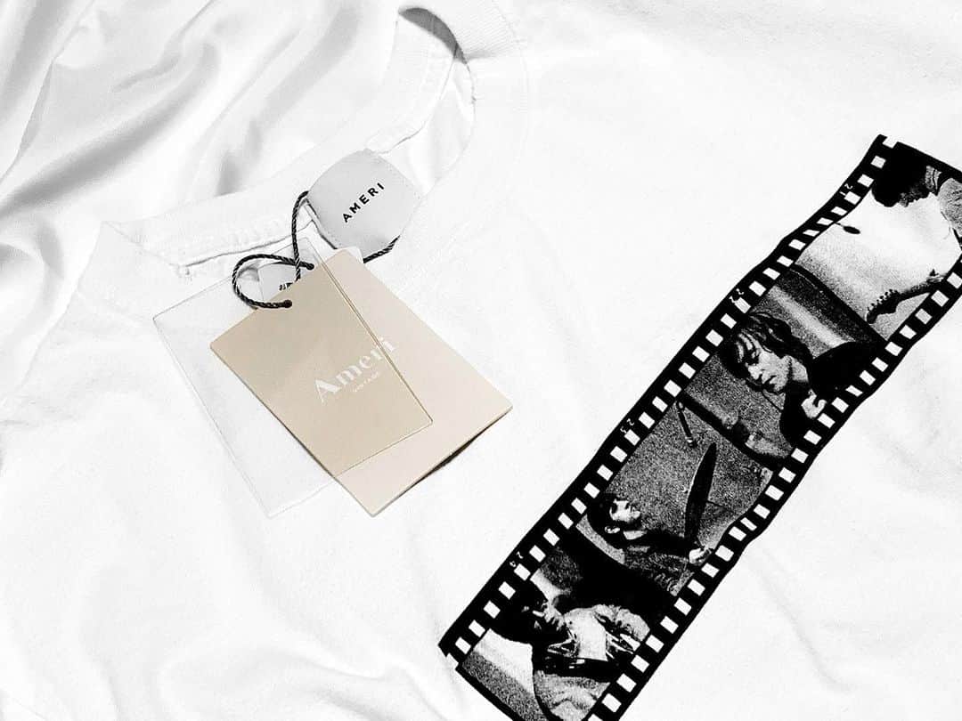 のインスタグラム：「.﻿ .﻿ Ｔｈｅ Ｂｅａｔｌｓ﻿ ﻿ @amerivintage ﻿ ☑︎THE BEATLES CUT OFF TEE﻿ ﻿ ビートルズ×AMERIのコラボT﻿ ﻿ ヴィンテージライクな雰囲気は﻿ 流石のAmeri👏﻿ ﻿ ショート丈でかわええ﻿ 明日早速着よう🤤🎶﻿ ﻿ ﻿ #amerivintage #Ameri﻿ #TheBeatles #BEATLES﻿ #CUTOFFTEE #tee ﻿ ﻿」