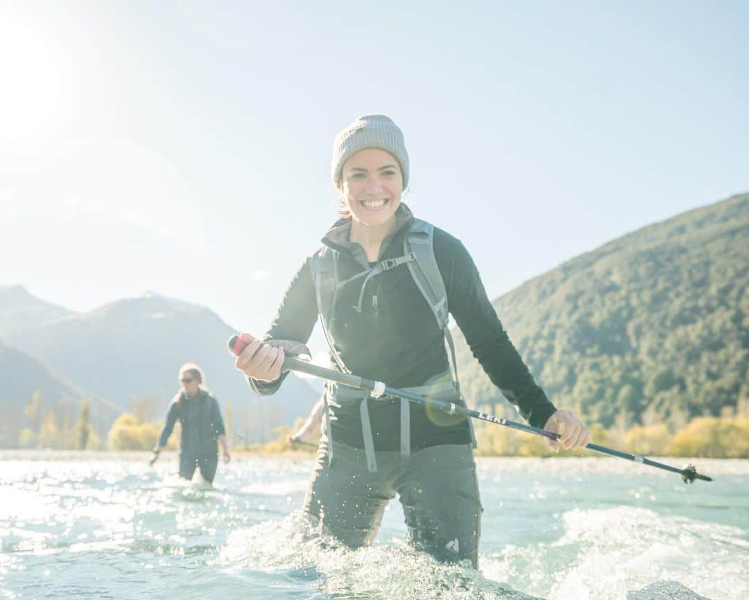 エディー・バウアーさんのインスタグラム写真 - (エディー・バウアーInstagram)「Just a few weeks ago, we sent Eddie Bauer guide @melissaarnot, @mandymooremm and friends to New Zealand for an epic hiking adventure. The goal of the trip was to not only to uncover their own #WhyIHike stories, but to prepare for an even larger adventure ahead with a different set of challenges. ⁣⁣ ⁣⁣ ⠀⠀⠀⠀⠀⠀⠀⠀⠀ This week, the same group embarks on a 10-day trek to Everest Base Camp where they’ll need to lean into the discomfort along the way (read more below) and are sure to find some laughs too.⁣⁣ ⁣⁣ #WhyIHike #LiveYourAdventure 📷: @julianapse⁣⁣ ⁣⁣ ⠀⠀⠀⠀⠀⠀⠀⠀⠀ ---⁣⁣ ⁣⁣ ⠀⠀⠀⠀⠀⠀⠀⠀⠀ “While we only scratched the surface and saw a tiny sliver of this unimaginably breathtaking country, I can emphatically say that we were blown away and are already planning our next trip to New Zealand.⁣⁣ Our excursion was two-fold: equal parts relaxation and adventure. It was also meant as a pre-cursor, warm up of sorts for our trek to Everest Base Camp in a few weeks. I didn’t exactly arrive with any set expectations but I sure did come away surprised at the breadth of the trip.⁣⁣ My biggest takeaway? ⁣⁣ Lean into the discomfort. It’s temporary and an essential ingredient to growth. Not everything has to be a thrill-a-minute. It’s all a part of it! We forded rivers. We slipped and fell in bottomless holes of mud. We camped on a freezing riverbed with sand flies biting the crap out of us. We also laughed more than ever, came up with a million inside jokes, took nature pees at every possible moment, sang songs, rafted down a river, summited an alpine peak, climbed many, many miles- including free range trekking down 3k feet...and so much more! There’s nothing quite like the bond that strengthens when traveling with friends. Seeing them surprised at their own perseverance and capabilities is a total joy.⁣⁣ Most importantly, you don’t need an exotic destination (although- much gratitude in this case), a major bucket list goal to aim towards or even the social aspect of hiking with friends. Speaking from experience, the enjoyment that we all can derive -solo- in the every day hikes, are often the ones that carry the real weight and when the real work is done. #whyihike #eddiebauerpartner”」5月22日 23時40分 - eddiebauer