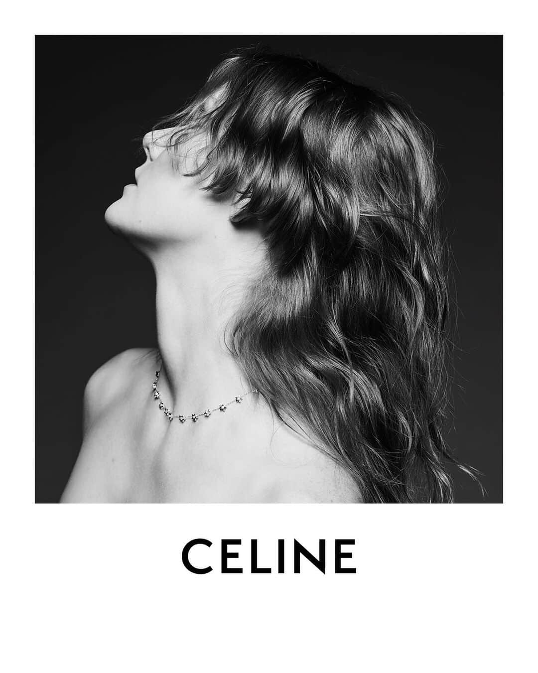 Celineさんのインスタグラム写真 - (CelineInstagram)「CELINE WINTER 19 PART 1 CELINE ETOILE NECKLACE IN WHITE GOLD AND WHITE DIAMONDS ⠀⠀⠀⠀⠀⠀ MARLAND PHOTOGRAPHED IN PARIS JANUARY 2019 AVAILABLE IN STORE AND CELINE.COM JUNE 2019 ⠀⠀⠀⠀⠀⠀ #CELINEBYHEDISLIMANE」5月22日 23時51分 - celine