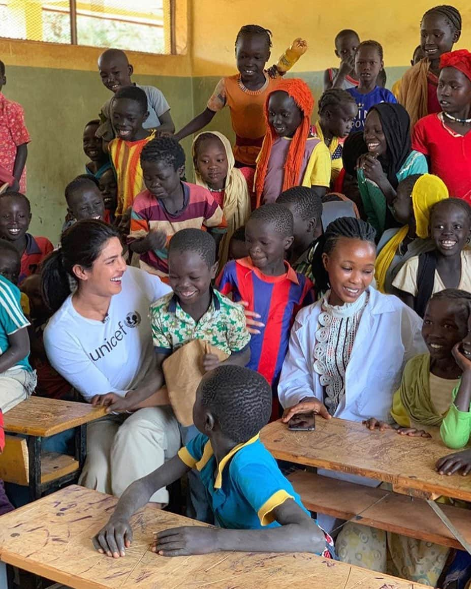 ニック・ジョナスさんのインスタグラム写真 - (ニック・ジョナスInstagram)「@priyankachopra is so inspiring to me and so many people around the world every day. The work she does with @unicef is incredible. #proudhusband」5月22日 23時52分 - nickjonas