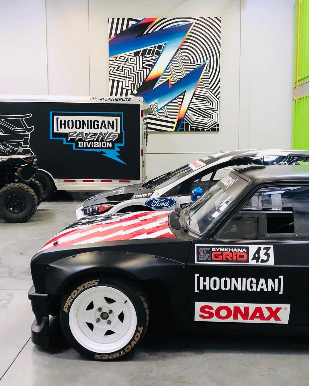 ケン・ブロックさんのインスタグラム写真 - (ケン・ブロックInstagram)「This is just one corner of the Hoonigan Racing headquarters workshop right now. My Ford Escort Mk2 and my Ford Focus RS RX. The question though: which one should I dust off and shred with for an upcoming episode on my YouTube channel?? 🤔 #FordFocusRSRX #FordMk2Escort #HRD_HQ」5月23日 0時26分 - kblock43