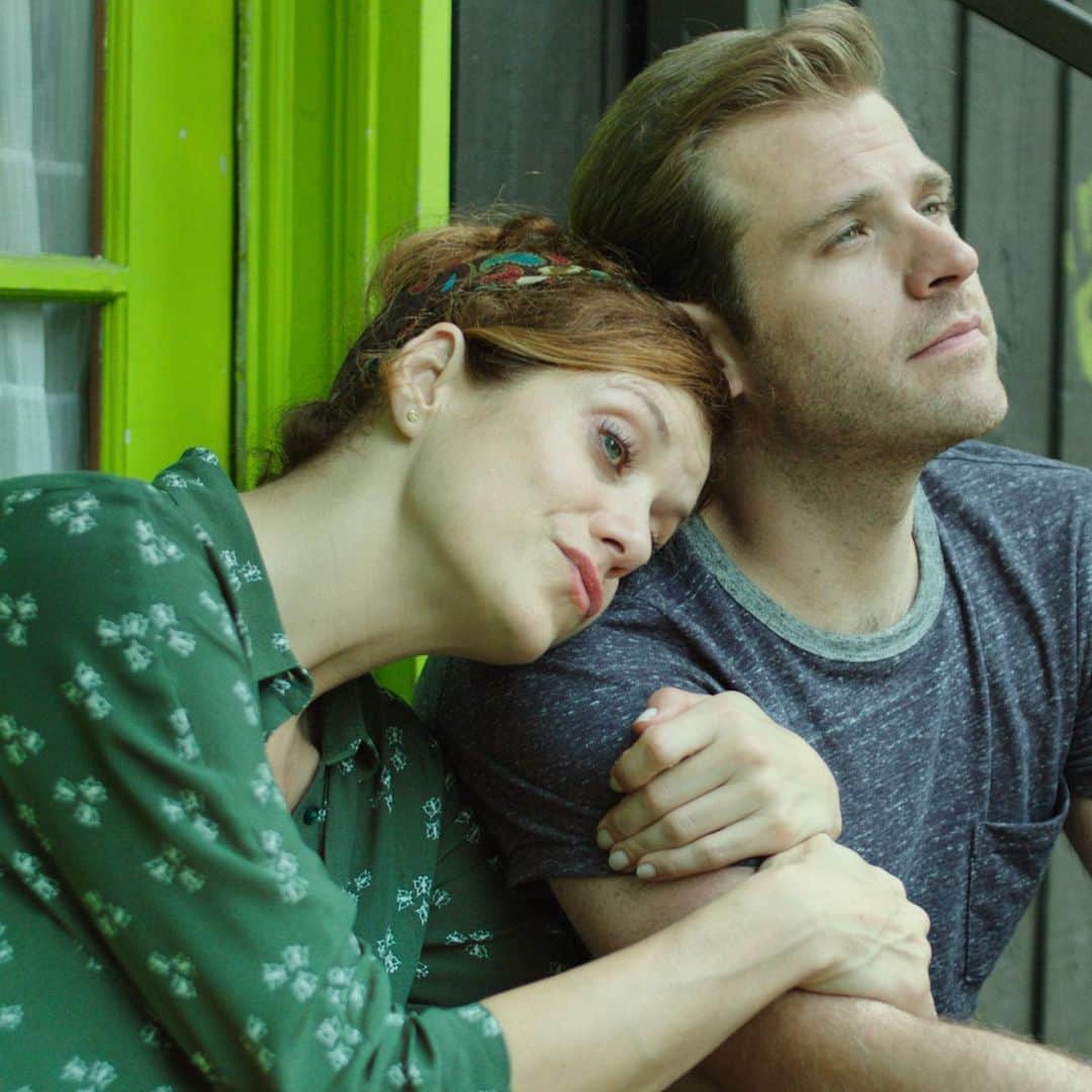 マイケル・ドイルのインスタグラム：「Elizabeth and Adam. 2 days til Toronto @insideoutfestival @sellbymovie」