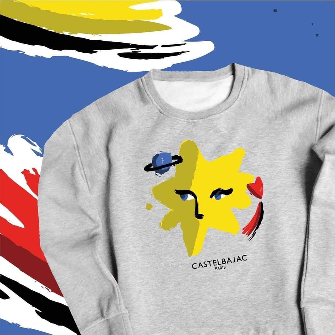 のインスタグラム：「Il est encore temps de craquer pour la collection exclusive "Fir’maman" disponible sur notre e-shop. La fête des Mères approche, profitez-en ! (lien en bio)  It's still time to succombed for the exclusive collection "Fir’maman" available on our e-shop. Mother’s Day is coming, enjoy it ! (Link in bio)  #Castelbajac #MotherDay  #Castelbajac #Paris #HappyCulture #SharingLove #Mothers #Love」