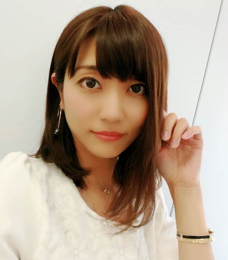 藤田昌代のインスタグラム：「今日のお仕事はメイクさんいてくれた✨ #声優 #自撮り #自撮女子 #selfie」