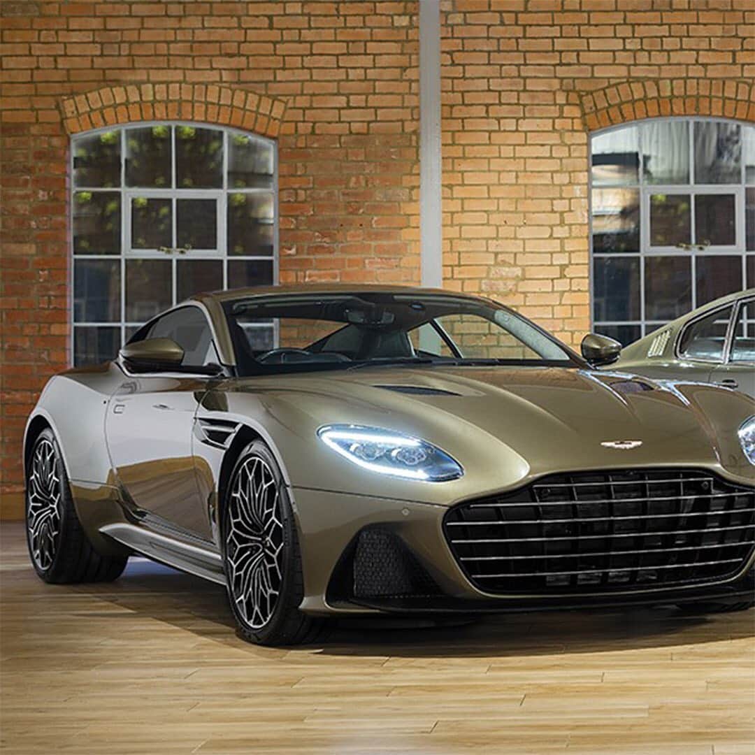 HYPEBEASTさんのインスタグラム写真 - (HYPEBEASTInstagram)「@astonmartinlagonda celebrates the 50th anniversary of the classic James Bond film 'On Her Majesty’s Secret Service' with a special edition DBS Superleggera. The model sports a unique olive green skin reminiscent of the 1969 Aston Martin DBS which starred in the film. Photo: @astonmartinlagonda」5月23日 1時09分 - hypebeast