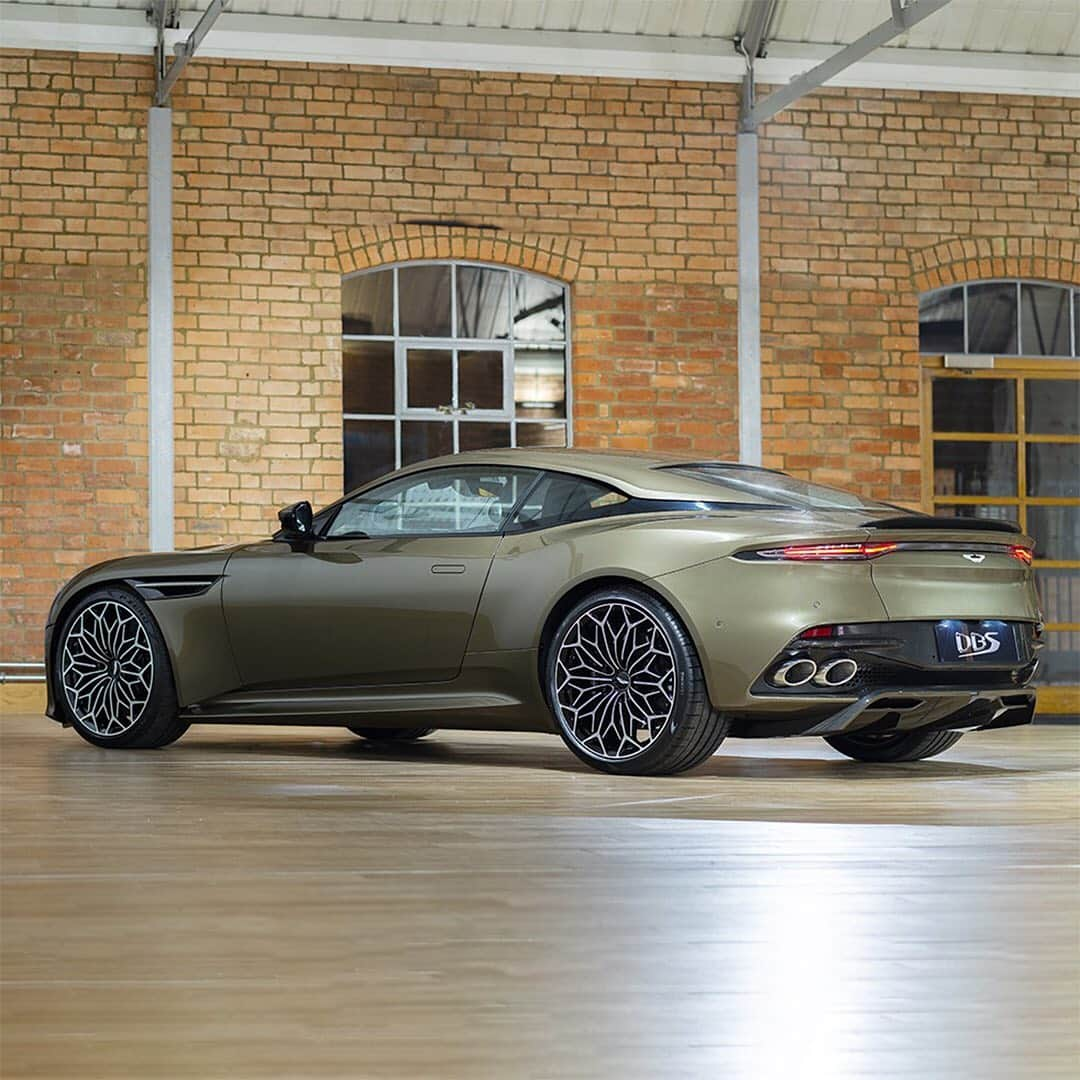 HYPEBEASTさんのインスタグラム写真 - (HYPEBEASTInstagram)「@astonmartinlagonda celebrates the 50th anniversary of the classic James Bond film 'On Her Majesty’s Secret Service' with a special edition DBS Superleggera. The model sports a unique olive green skin reminiscent of the 1969 Aston Martin DBS which starred in the film. Photo: @astonmartinlagonda」5月23日 1時09分 - hypebeast